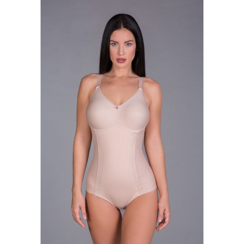 Body preformado control encaje allover sin aros y sin foam.