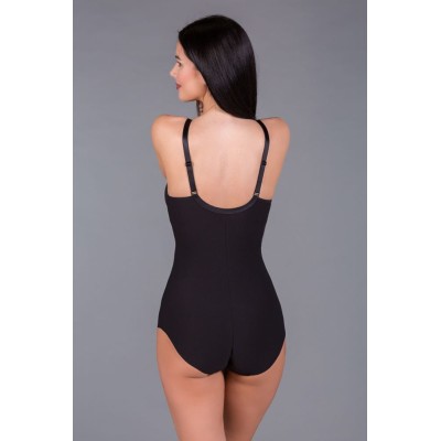 Body preformado control encaje allover con aros y sin foam.