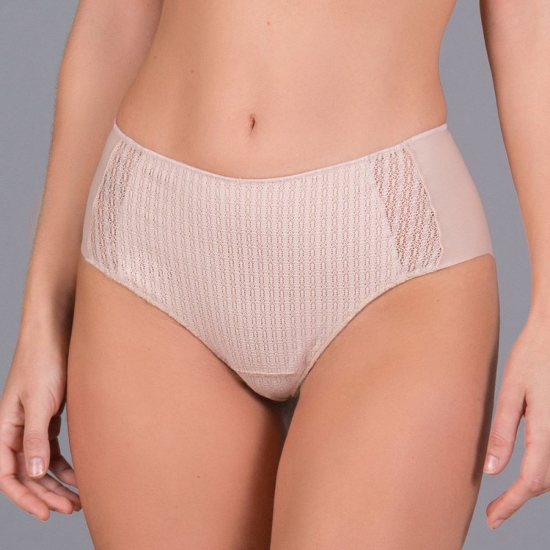 Braga bikini encaje allover clean cut efecto invisible.